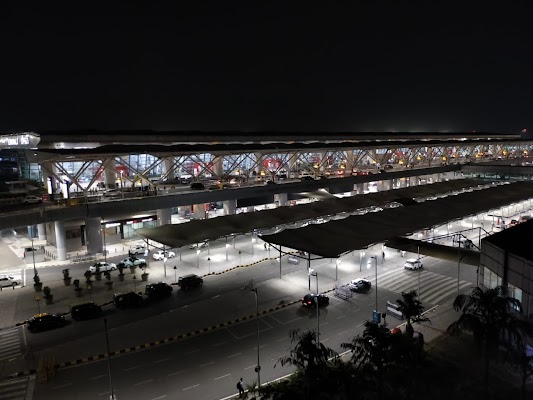 snooze-at-my-space-hotel-lounge-sleeping-pods-inside-delhi-airport